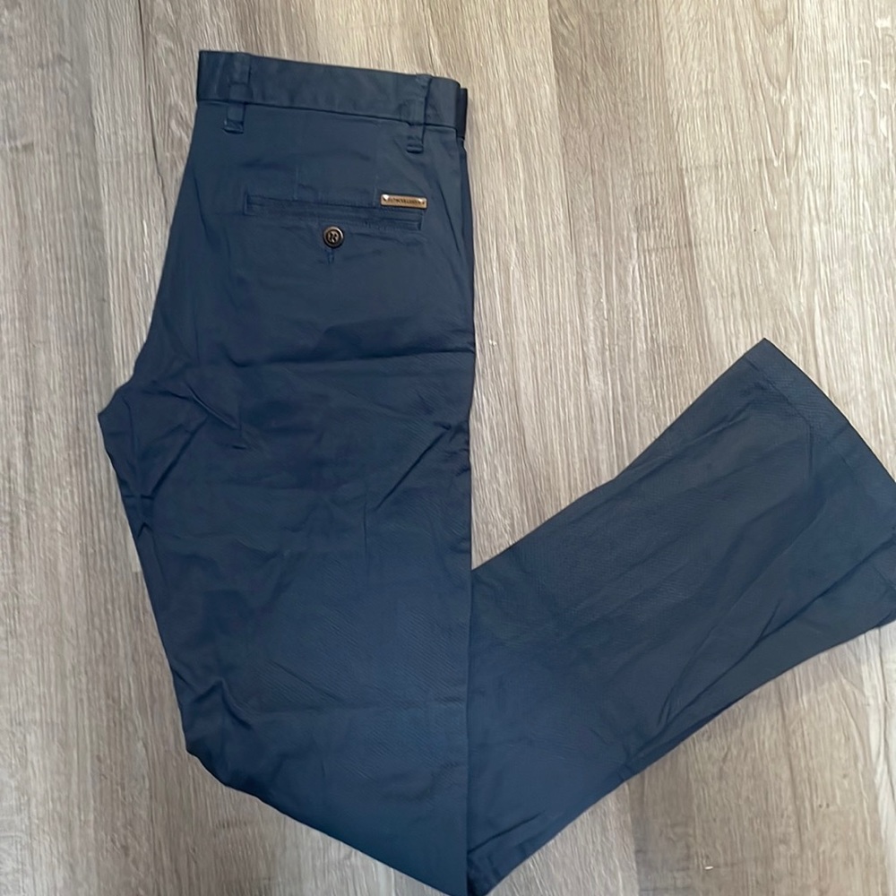 Scullers chinos